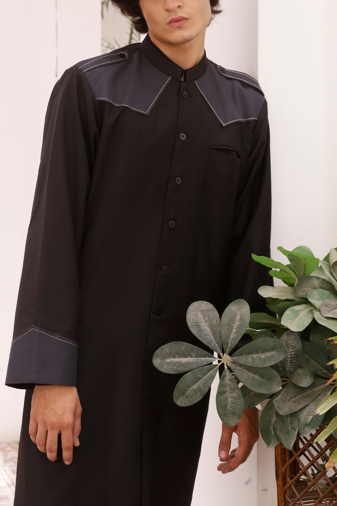 Classic Black Cotton Jumani for Men