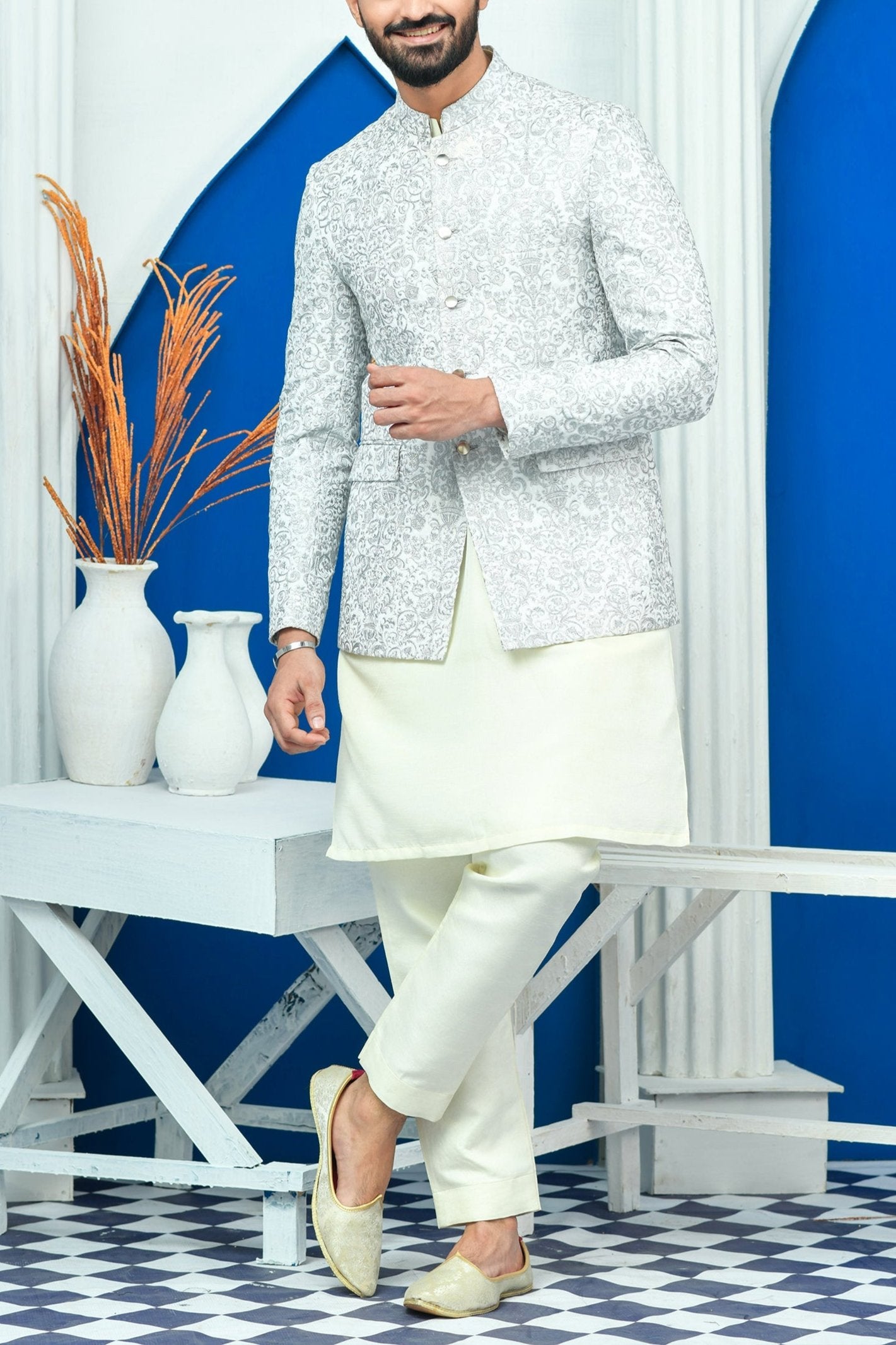 RSH 72 White Prince Coat