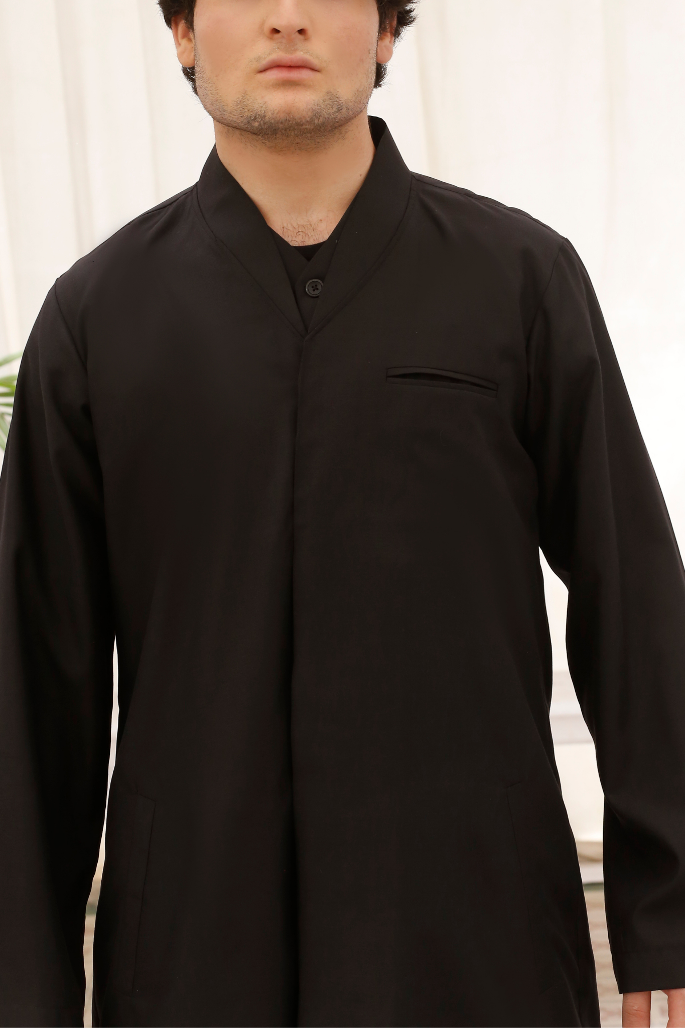 Traditional Arab Black Jumani